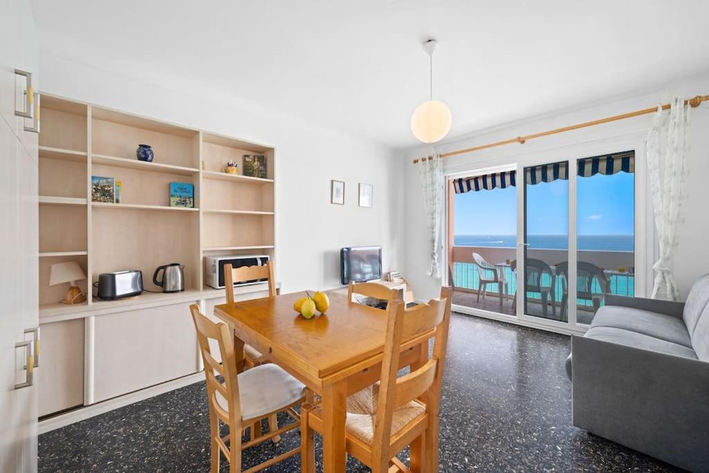 Le Panorama -Vue Exceptionnelle - Dernier Etage - Front De Mer Menton Eksteriør billede